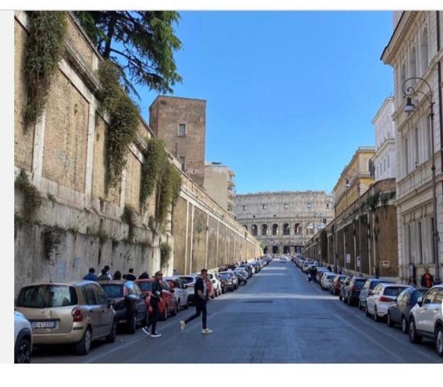 Colosseum Country Chic Apartment Rome Bagian luar foto