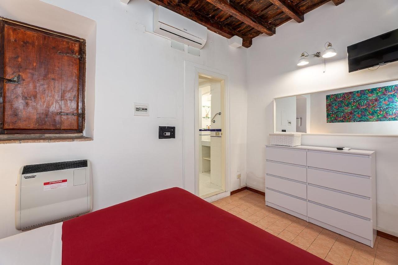 Colosseum Country Chic Apartment Rome Bagian luar foto