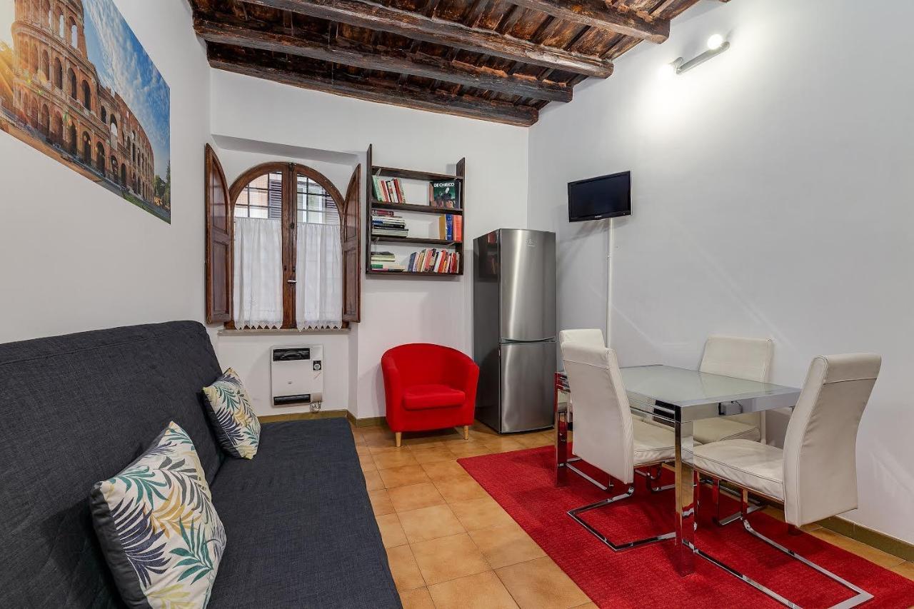 Colosseum Country Chic Apartment Rome Bagian luar foto